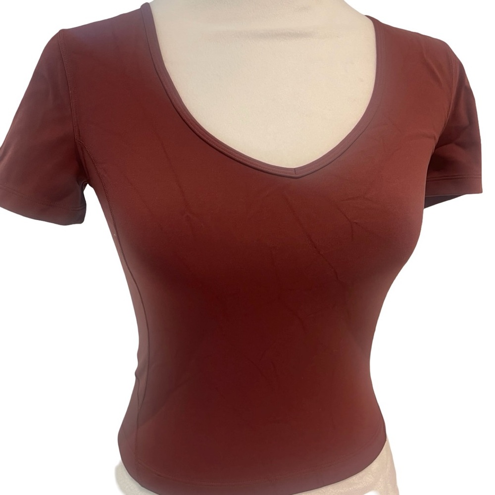 Lululemon Women's V-Neck Rust Top